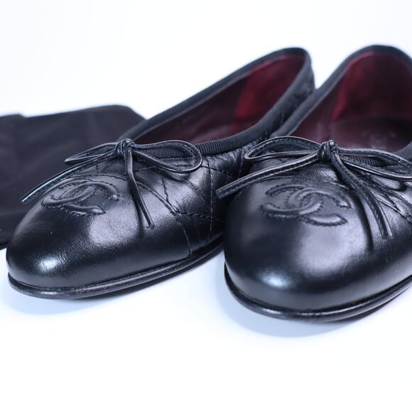 CHANEL Cambon Leather CC Quilted Ballet Flats Black Almond Toe Women's 35/US 5 - Picture 4 of 10
